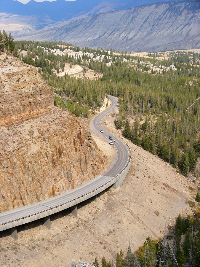 Yellowstone National Park - TRAVEL PLACES 24X7